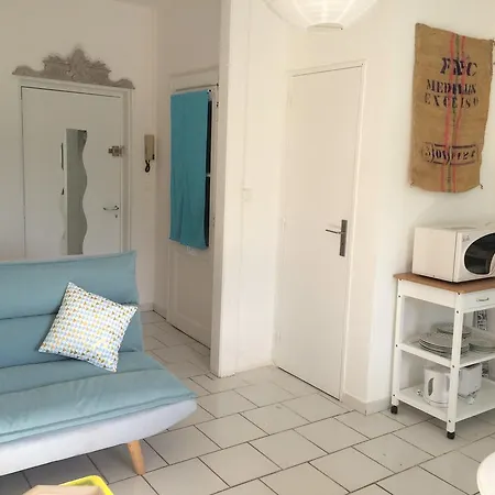 Apartment Le 10 *